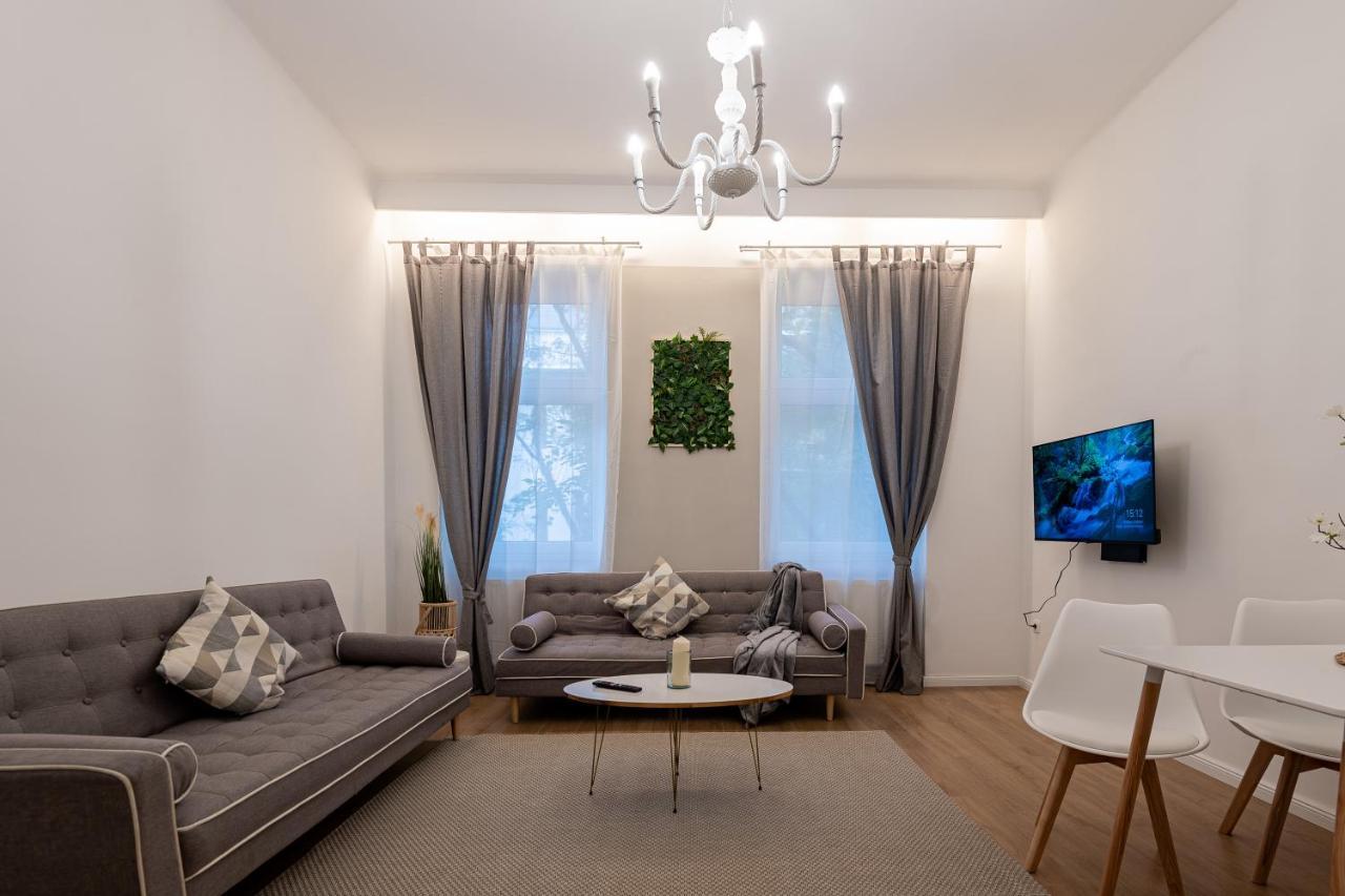 Vienna My City Apartment Family Room Екстериор снимка