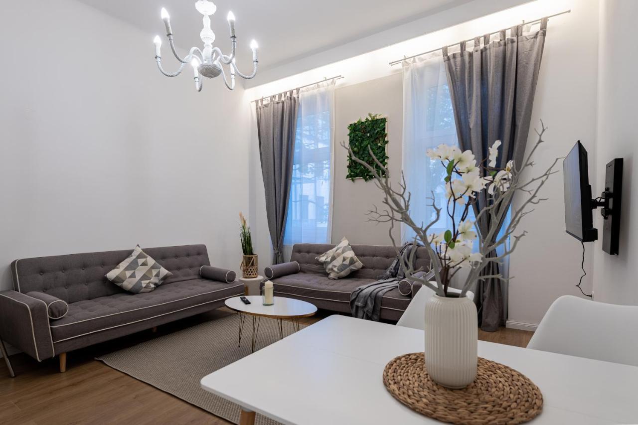 Vienna My City Apartment Family Room Екстериор снимка
